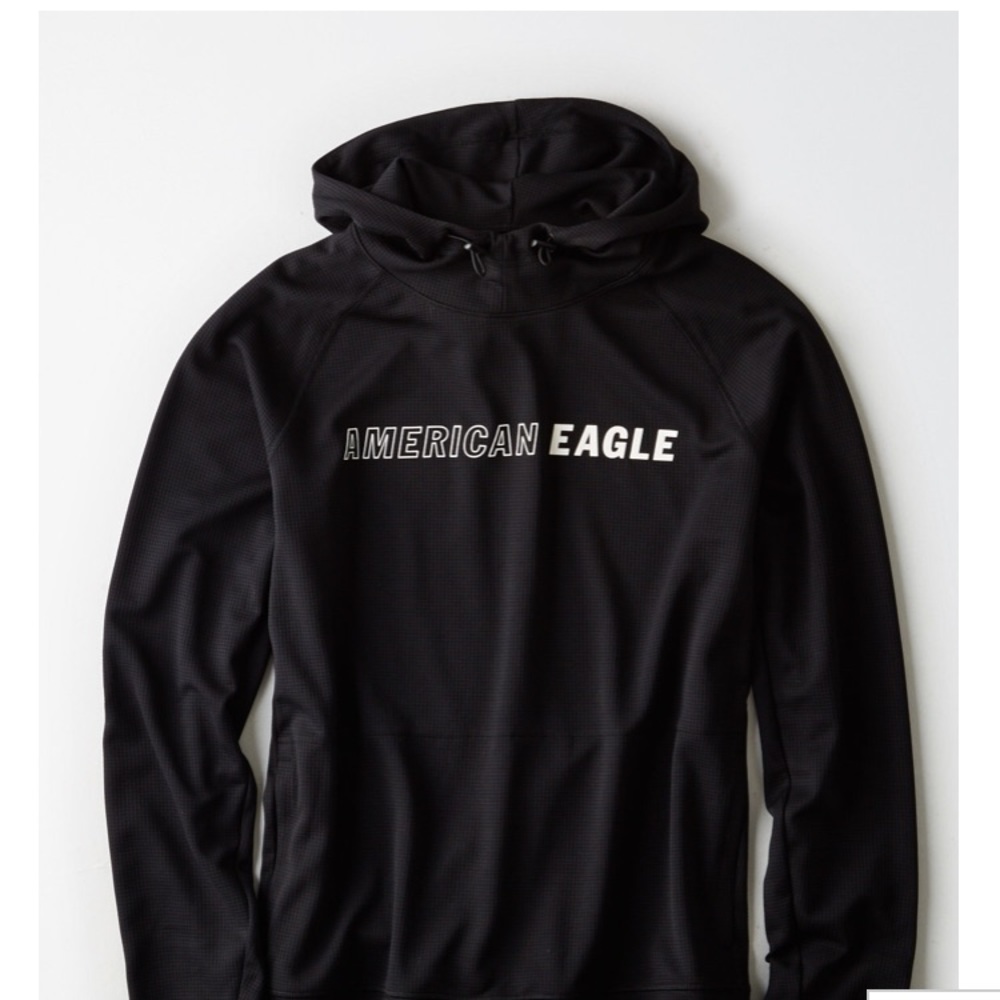American Eagle Pull Over (M). Men’s
